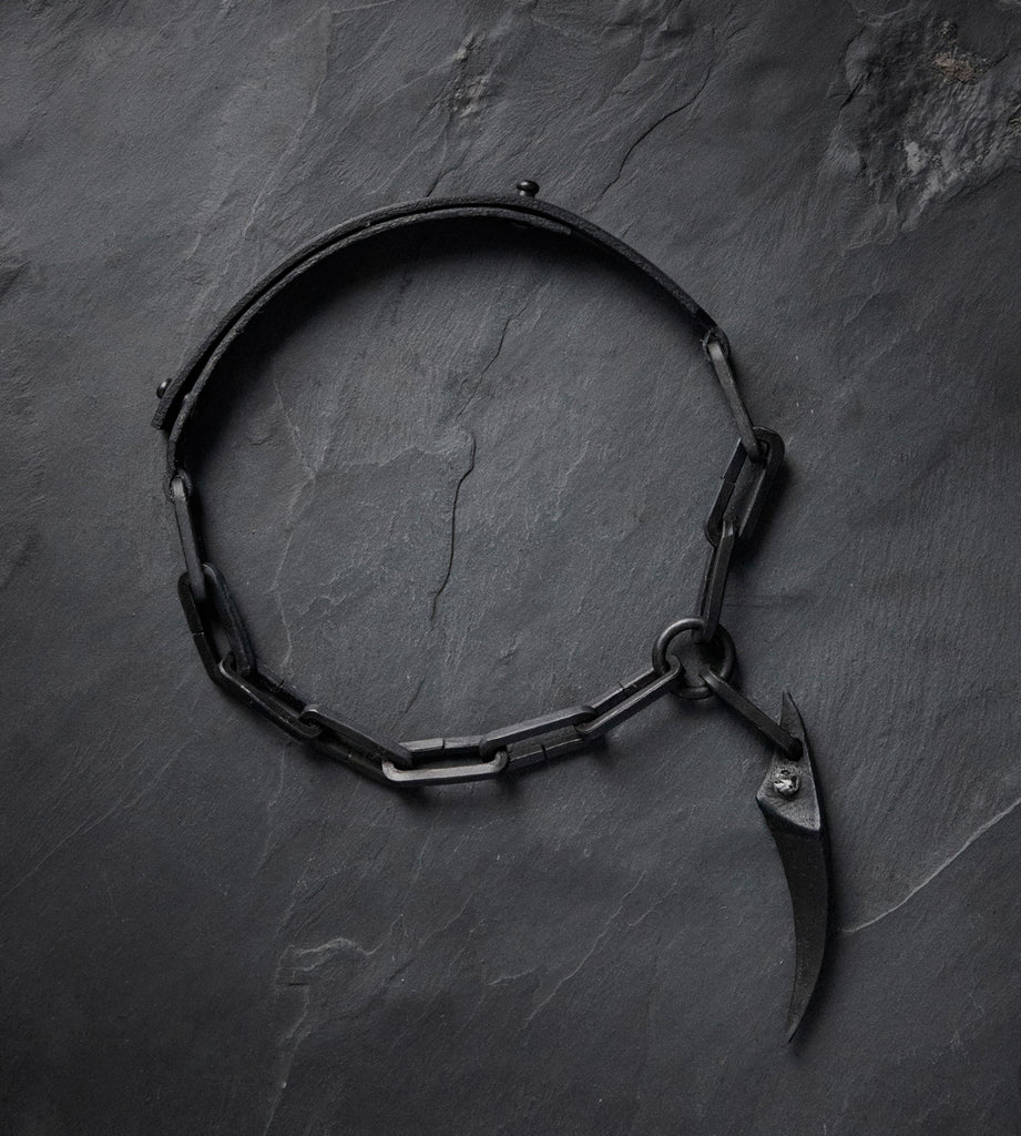 IRON CLAW NECKLACE